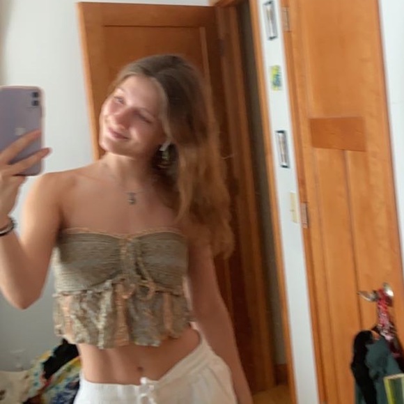 anne_carrier
